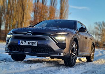 Zimní cestování s hybridním Citroënem C5 X PHEV 225 ë-EAT8 Shine Pack – uživatelské zkušenosti