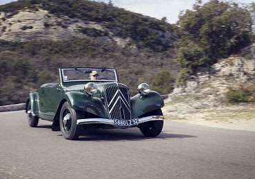 Ikonický Citroën Traction Avant se stovkou patentů slaví 90 let