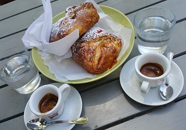 Češi na dovolené – „Na účtu máme nějaké „coperto“, to jsme si ale neobjednali“ aneb častý trapas v restauraci