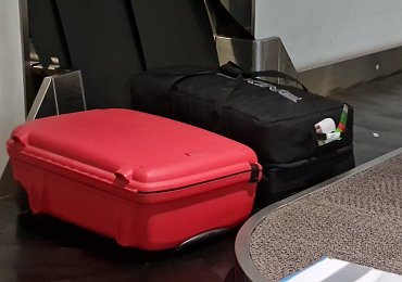 „Na týdenní výlet nemusíte balit dva kufry. Stačí oblečení srolovat“, radí cestovatel z Brna