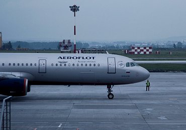 Ani milión korun nestačil. Zkusili jsme koupit letenku z Ruska. Kdykoliv, kamkoliv, za cokoliv