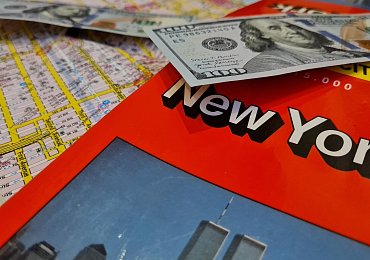 Výlet do New Yorku s denním rozpočtem 100 USD pro dvě osoby. Nebojte, vystačí vám to…
