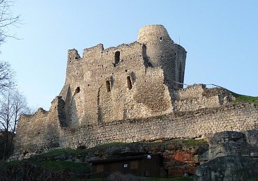 Šikmá věž u Mladé Boleslavi je nakloněná více než její slavnější sestřička v Pise