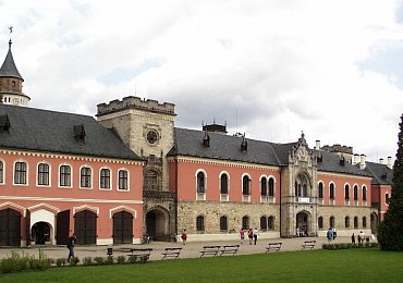 Blíží se krásný víkend. Vyražte se podívat na zámek a na vyhaslou sopku do Českého ráje