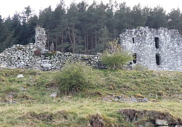 Tajemství českých hradů: Méně známým hradům, které stojí za návštěvu, vévodí Zvíkov