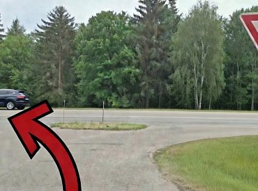 Většina českých řidičů by tuhle křižovatku projela špatně. Není to totiž „kruháč“, ale „ypsilonka“