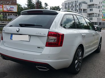 Řidič z Česka se na křižovatce v Berlíně rozjel stejně jako v Praze. Dostal za to tučnou pokutu