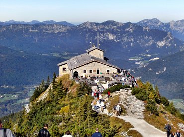 Orlí hnízdo nad Berchtesgadenem lehlo popelem. Shořel svědek temné kapitoly dějin