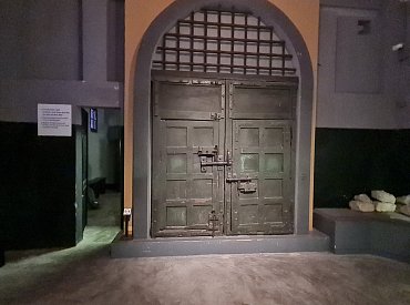 Hanoi Hilton: Vietnamské vězení, kde američtí zajatci roky přežívali mučení a samotu